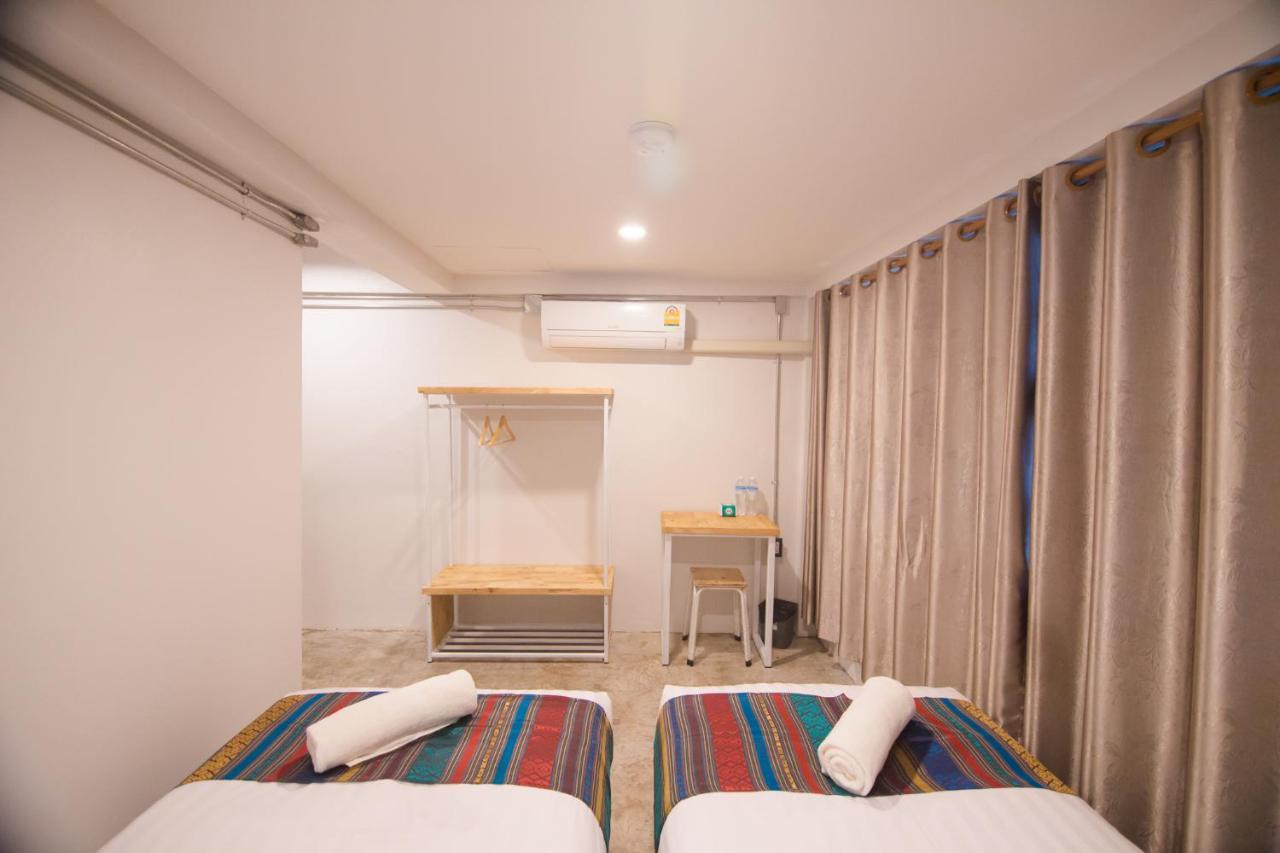 Suree House Vandrarhem Chiang Rai Exteriör bild
